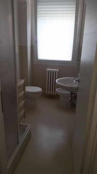 Appartamento In Villetta A 2 Passi Dal Mare E Dal Centro ペザロ エクステリア 写真